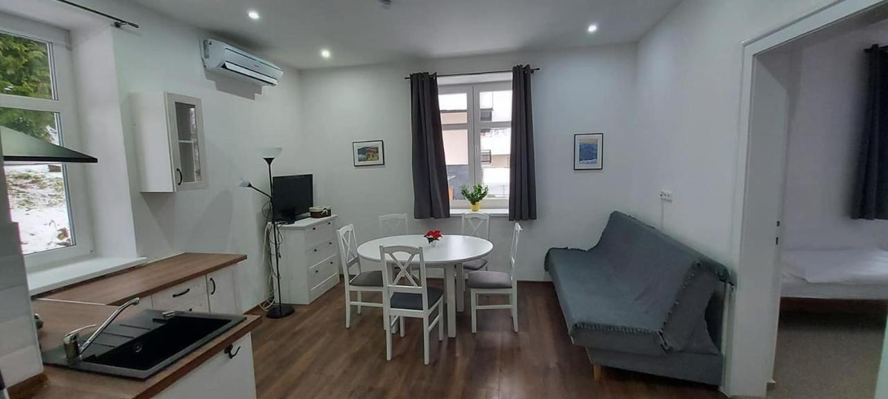 Ubytovani V Soukromi - Apartman Meran Svoboda nad Úpou Exterior foto